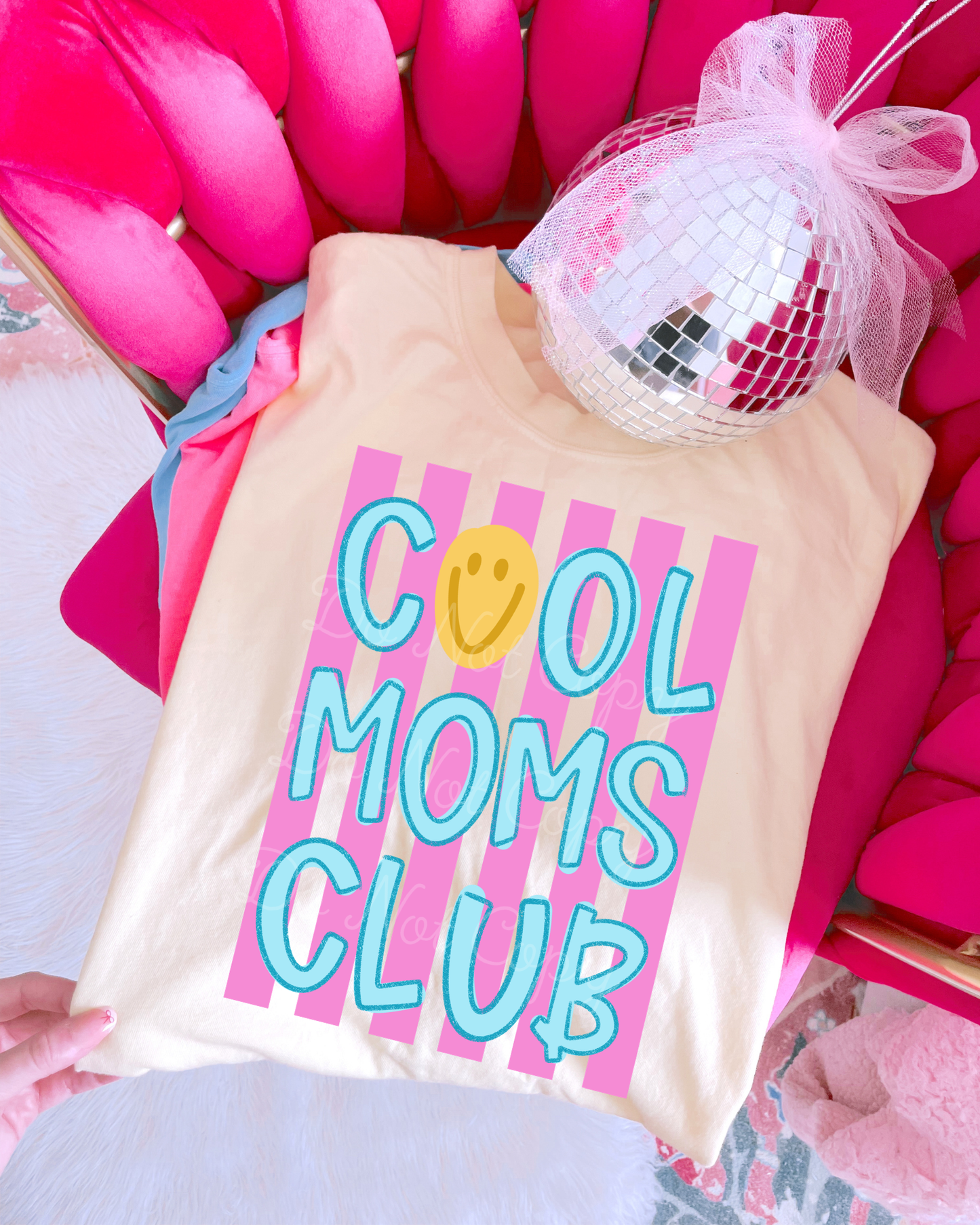 Cool Moms Club Tee