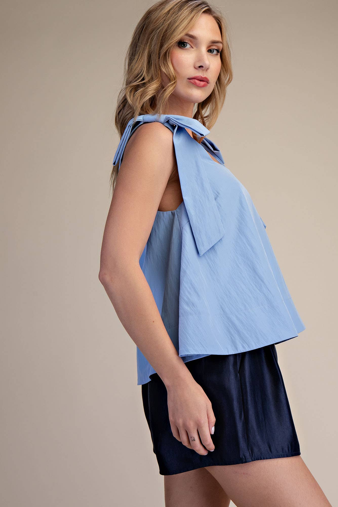Scoop Neck Bow Shoulder Top