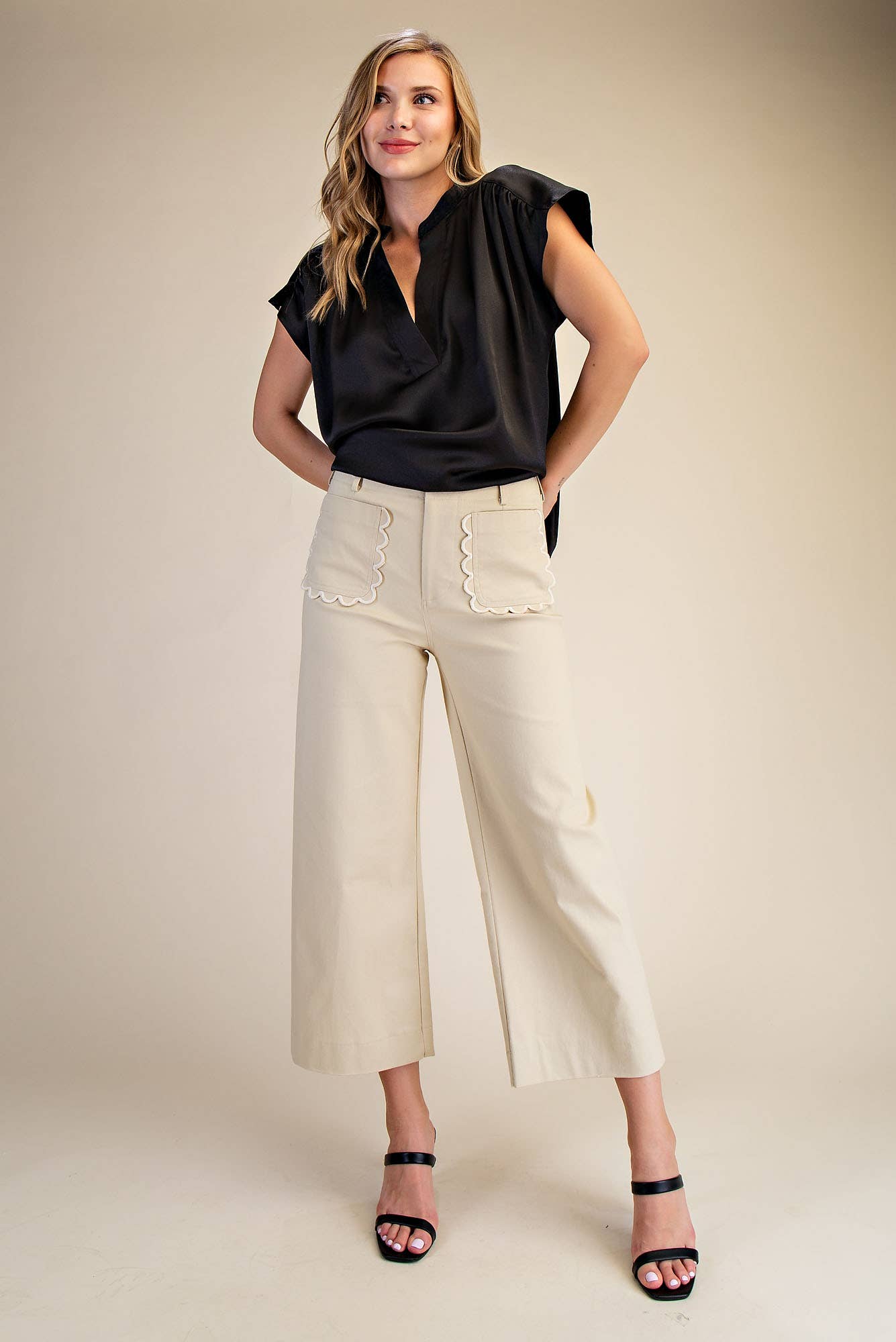 Wide-Leg Scallop Pocket Pants