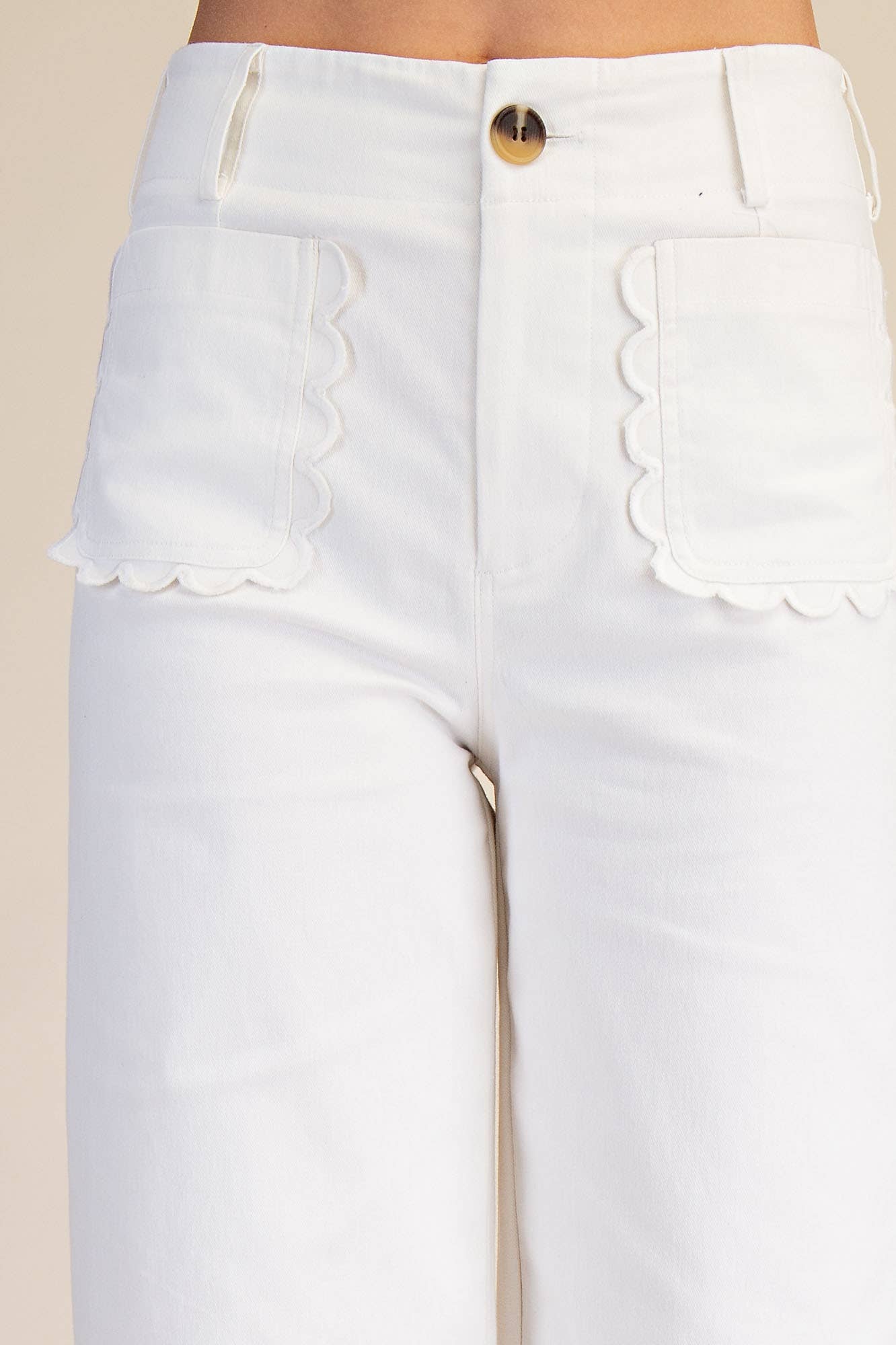 Wide-Leg Scallop Pocket Pants