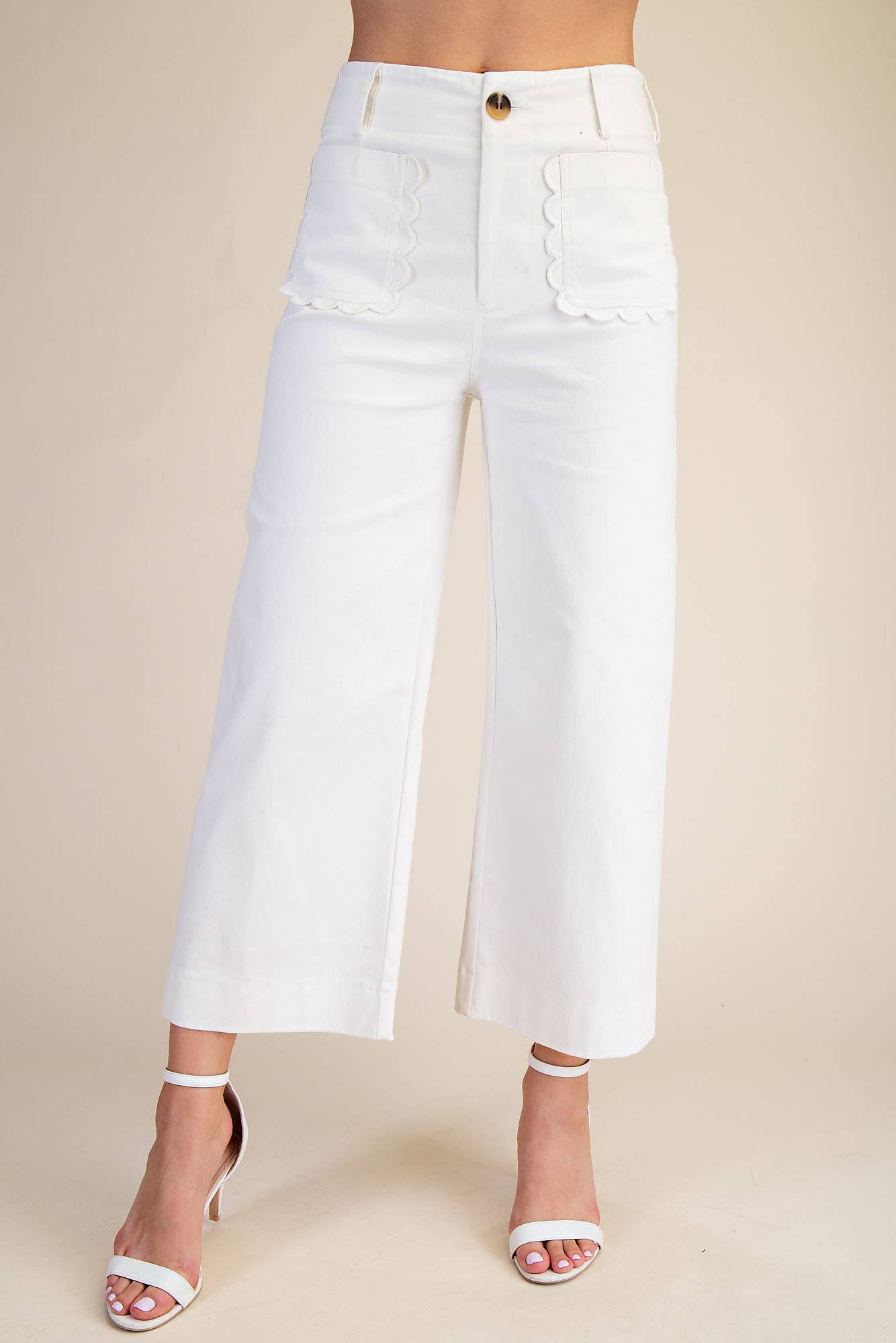 Wide-Leg Scallop Pocket Pants