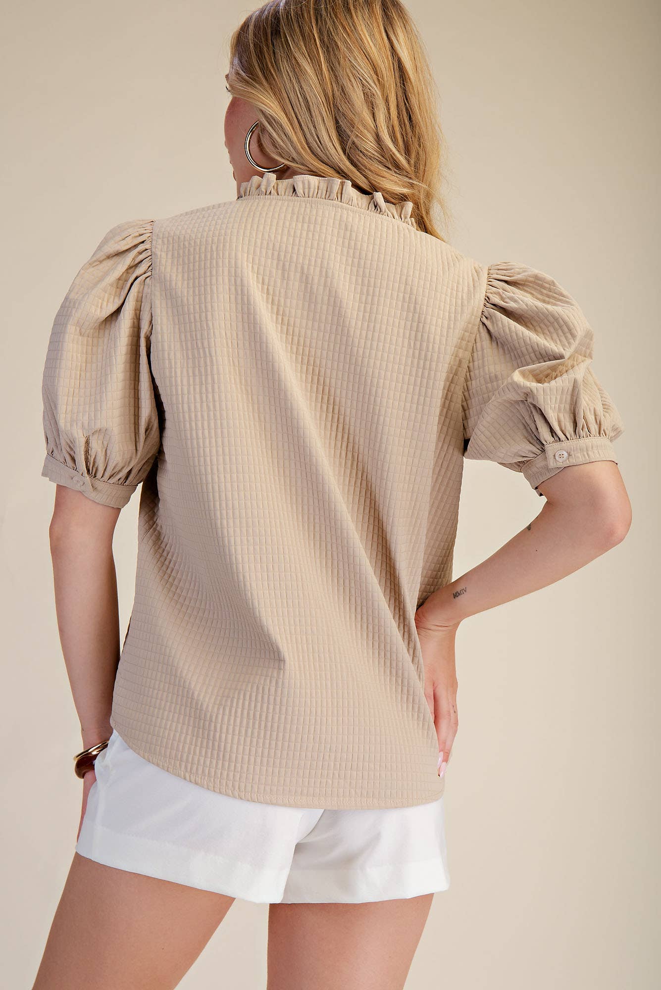 Ruffle V-Neck Puff Sleeve Top