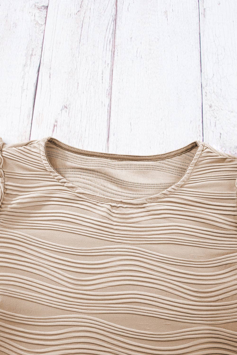 Wavy Textured Ruffle Short Sleeve Top