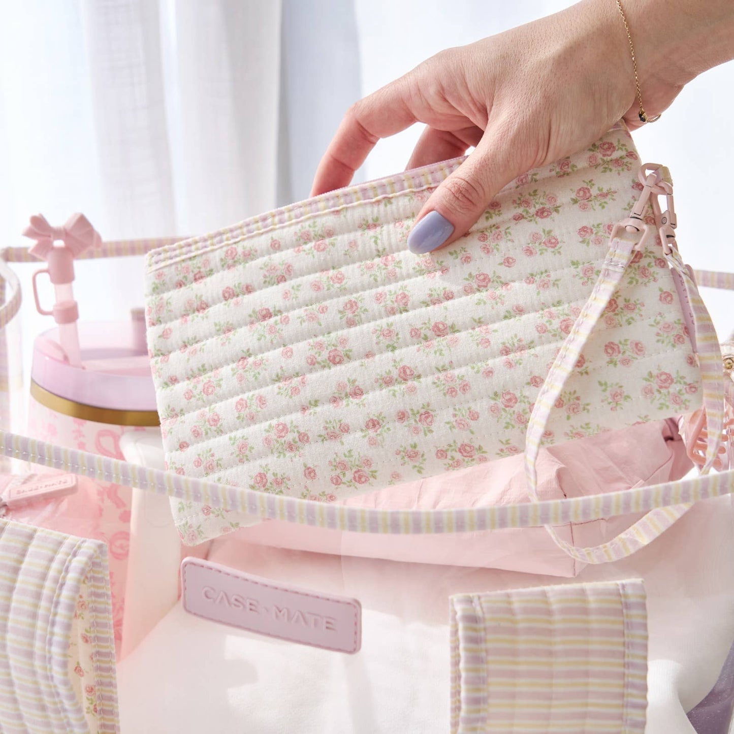 Case-Mate Quilted Ditsy Floral Tote Bag