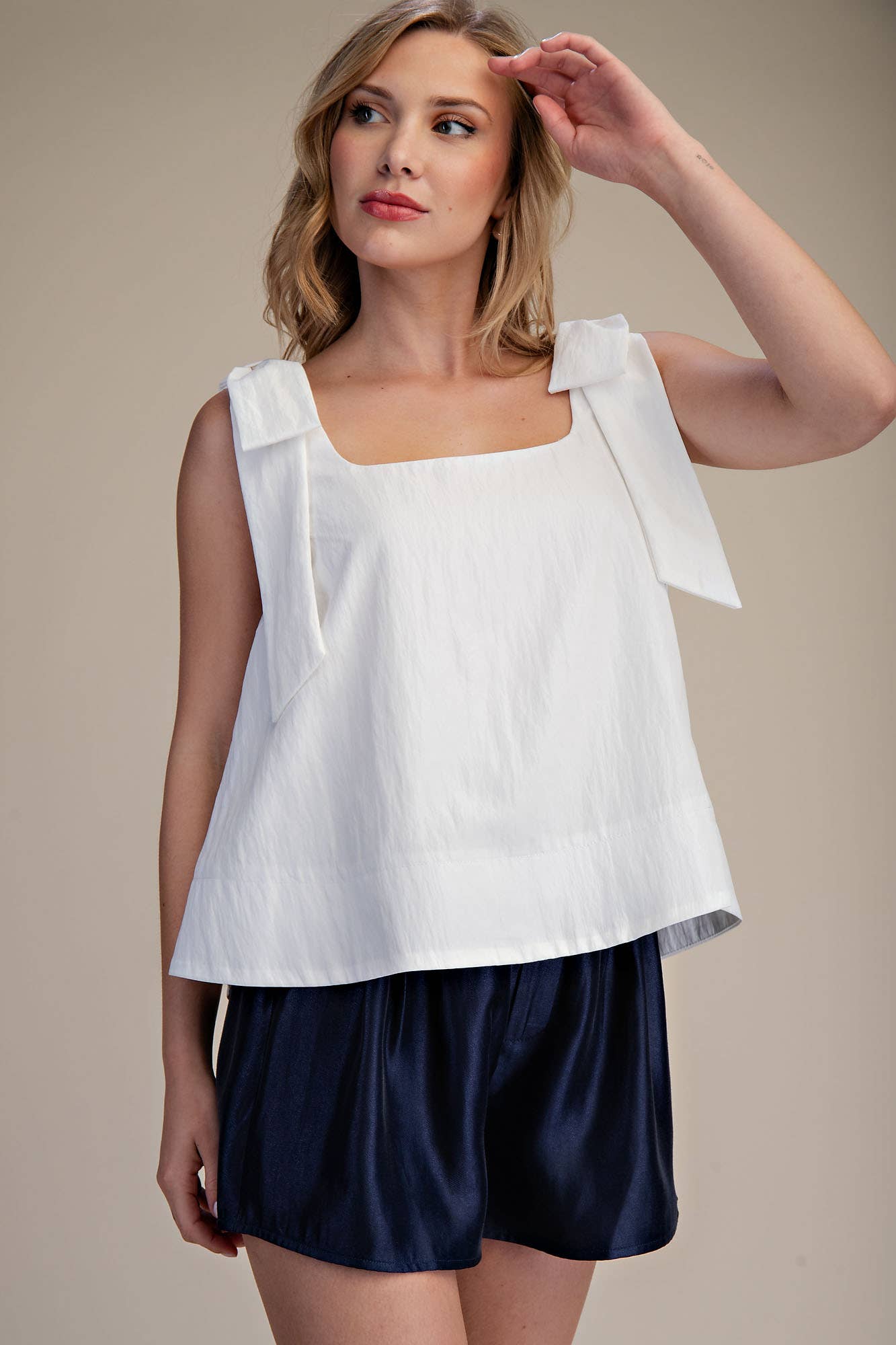 Scoop Neck Bow Shoulder Top