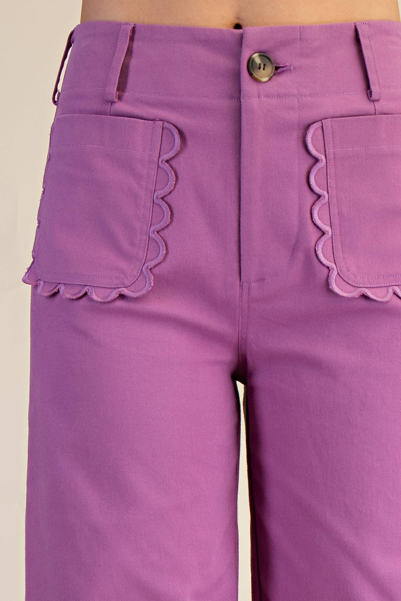 Wide-Leg Scallop Pocket Pants